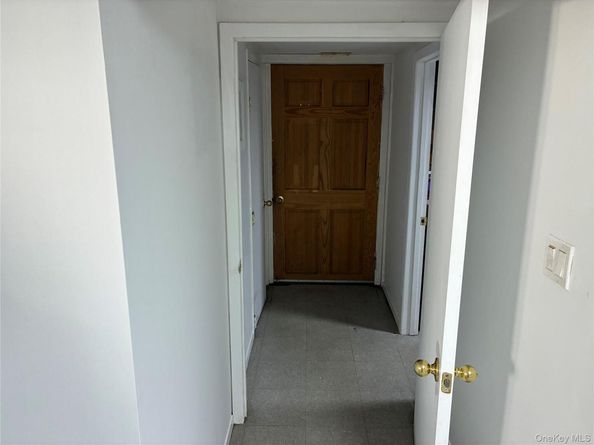 281 Fir Grove Road, Ronkonkoma NY 11779