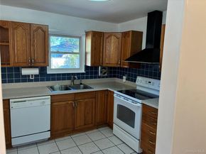 281 Fir Grove Road, Ronkonkoma NY 11779
