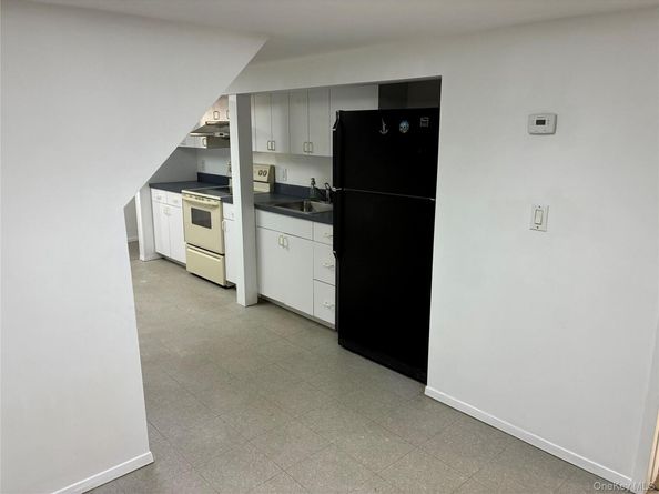 281 Fir Grove Road, Ronkonkoma NY 11779