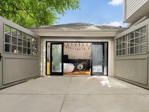 51 De Koven Court, Brooklyn NY 11230