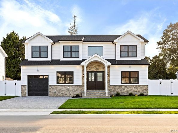 38 Eldorado Boulevard, Plainview NY 11803