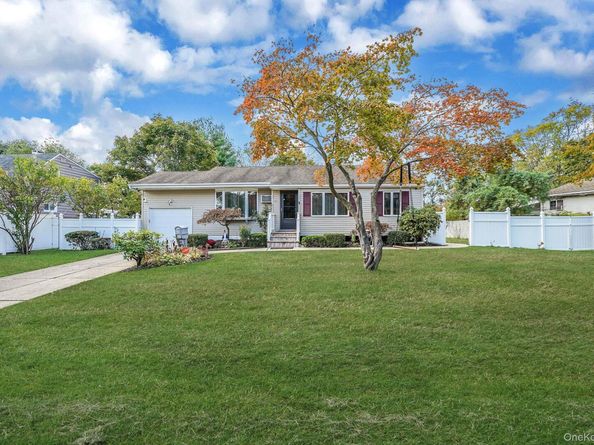 24 Chanel Drive, Brentwood NY 11717