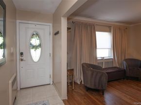 211 Gardner Avenue, Jericho NY 11753