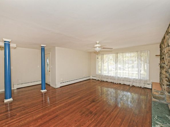 106 Iceland Drive, South Huntington NY 11746