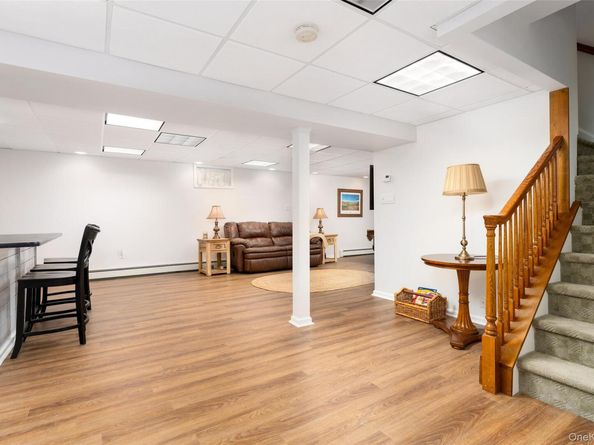 80 Washington Heights Avenue, Hampton Bays NY 11946