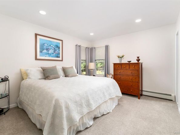 80 Washington Heights Avenue, Hampton Bays NY 11946