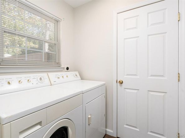 80 Washington Heights Avenue, Hampton Bays NY 11946