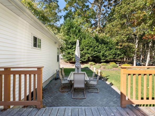 80 Washington Heights Avenue, Hampton Bays NY 11946