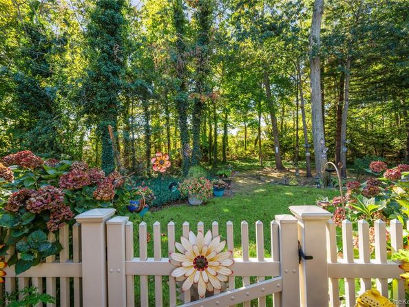 115 Beecher Avenue Extension, East Islip NY 11730