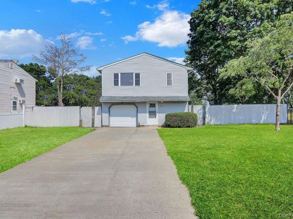 101 Miller Avenue, Central Islip NY 11722