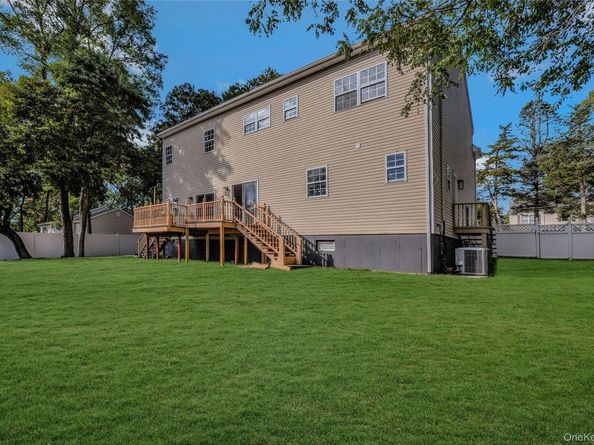 60 Delamere Street, Huntington NY 11743