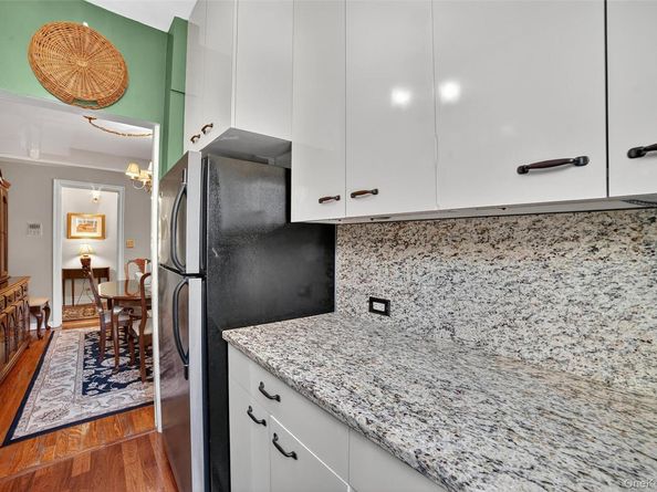 25 Parkview Avenue 2K, Bronxville NY 10708