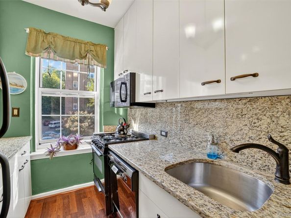 25 Parkview Avenue 2K, Bronxville NY 10708