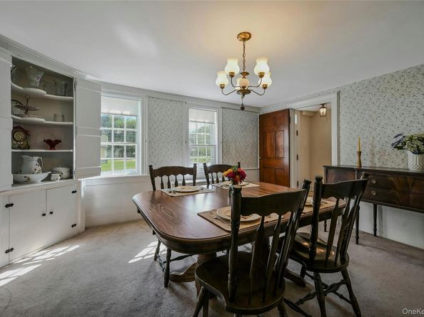 147 N Country Road, Mount Sinai NY 11766