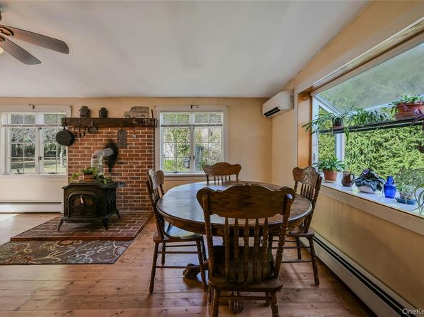 147 N Country Road, Mount Sinai NY 11766