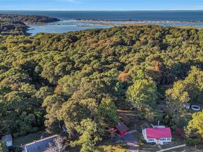147 N Country Road, Mount Sinai NY 11766