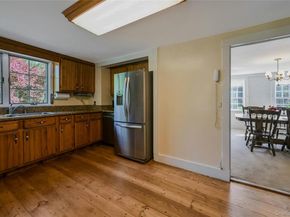 147 N Country Road, Mount Sinai NY 11766