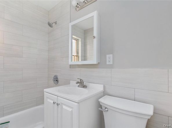 220-06 Stronghurst Avenue Upper, Queens Village NY 11427
