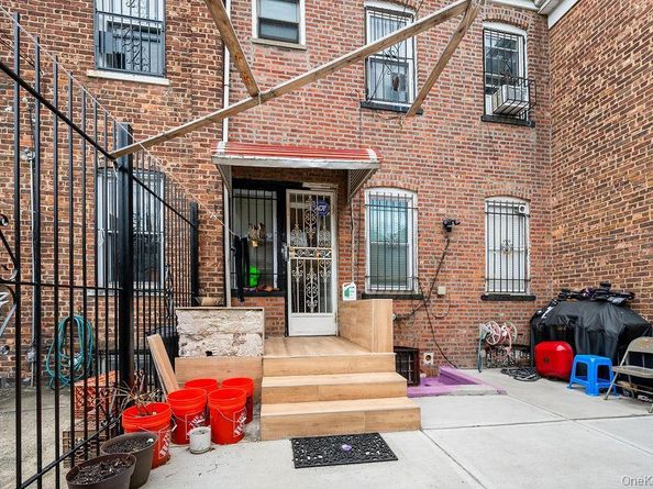 3415 91 Street, Jackson Heights NY 11372