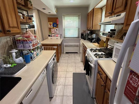 21-38 202nd Street 1207, Bayside NY 11360