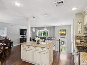22 Hollo Dr, Holbrook NY 11741