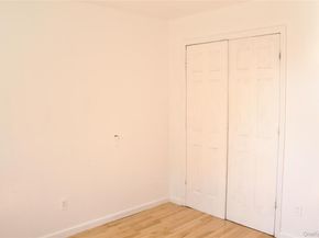 8 Elicar Terrace, Yonkers NY 10701