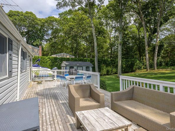 11 Scotts Landing Road, Southampton NY 11968