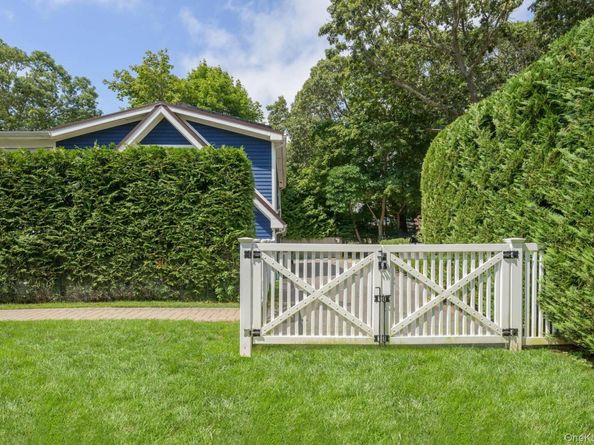 11 Scotts Landing Road, Southampton NY 11968