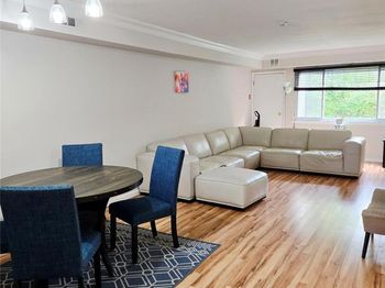 199 Pointe Circle North