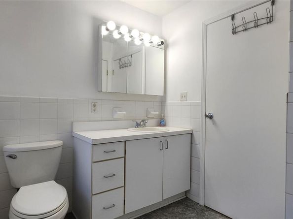 114 Atlantic Avenue 89, Lynbrook NY 11563
