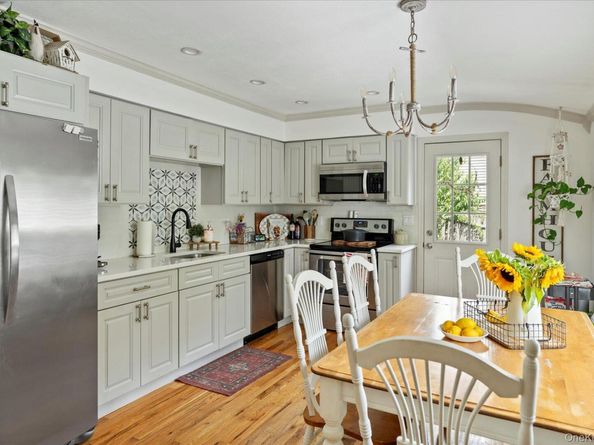 19 Hawthorne Road, Rocky Point NY 11778