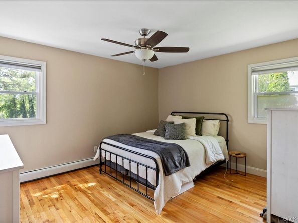 19 Hawthorne Road, Rocky Point NY 11778