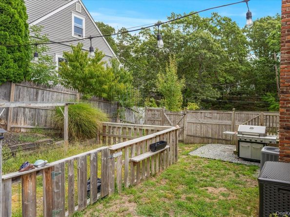 19 Hawthorne Road, Rocky Point NY 11778