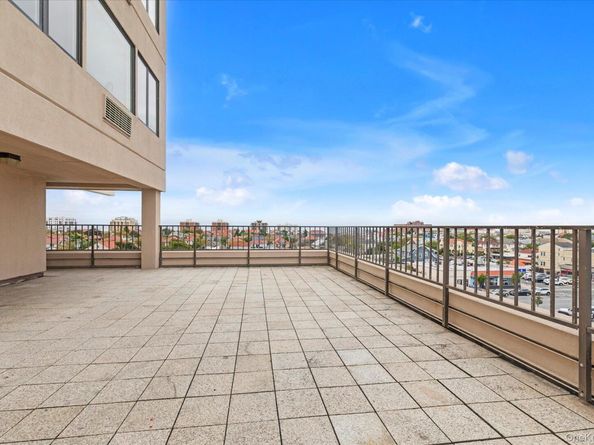 235 W Park Avenue 503, Long Beach NY 11561