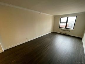 100-11 67th Road 4, Forest Hills NY 11375