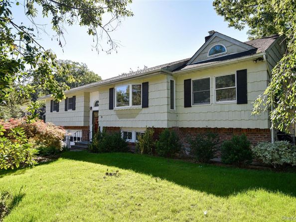 18 Norton Drive, East Northport NY 11731