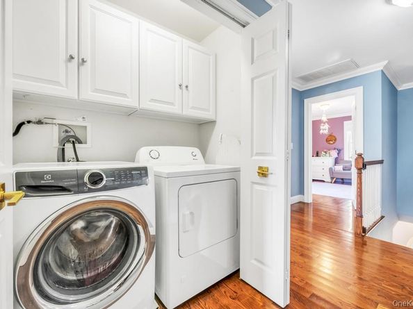 20 Prospect Avenue, Port Washington NY 11050