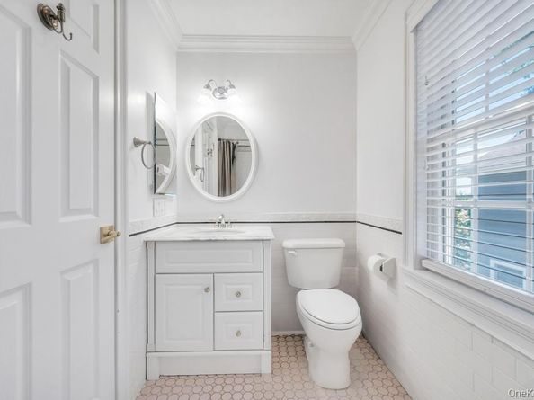 20 Prospect Avenue, Port Washington NY 11050
