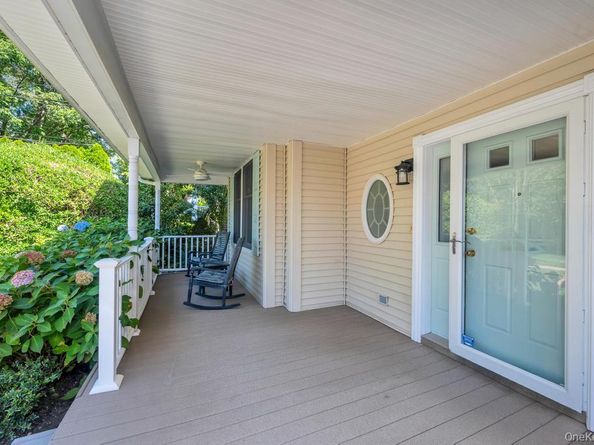 20 Prospect Avenue, Port Washington NY 11050