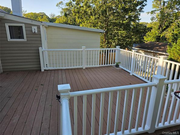 51 Aloma Road, Rocky Point NY 11778