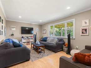116 Cross Road, Oakdale NY 11769