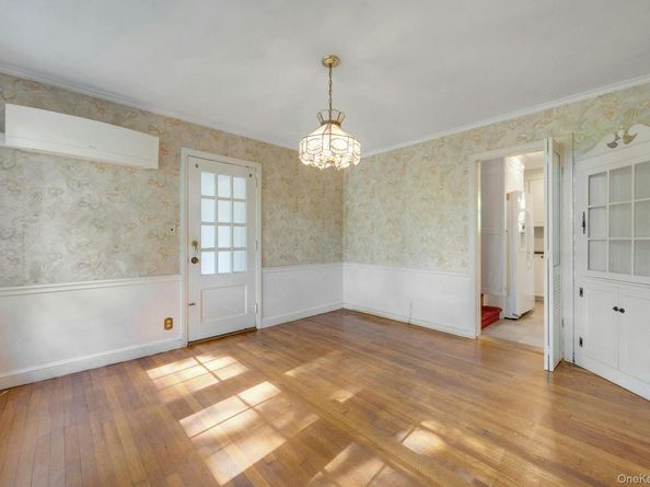 13 Barksdale Road, White Plains NY 10607