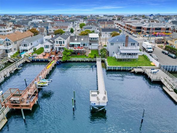 1007 W Park Avenue, Long Beach NY 11561