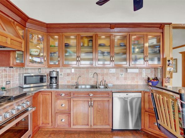 1007 W Park Avenue, Long Beach NY 11561