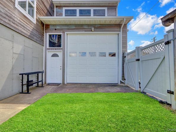 1007 W Park Avenue, Long Beach NY 11561