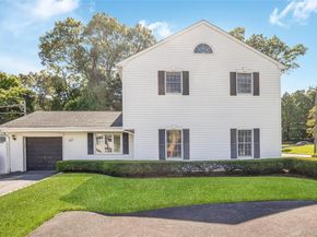 17 Yoakum Street, Farmingdale NY 11735