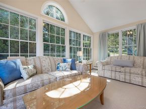 17 Yoakum Street, Farmingdale NY 11735