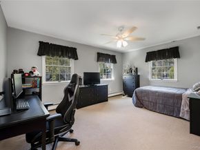 17 Yoakum Street, Farmingdale NY 11735