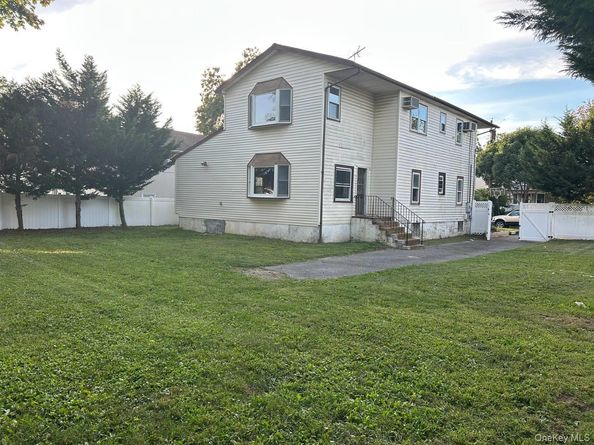 2346 Fowler Street, North Bellmore NY 11710