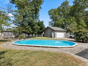43 Tracy Lane, East Islip NY 11730